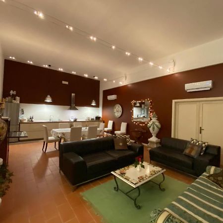 Lenzi'S Bottega And Gallery Suites Vicopisano Buitenkant foto