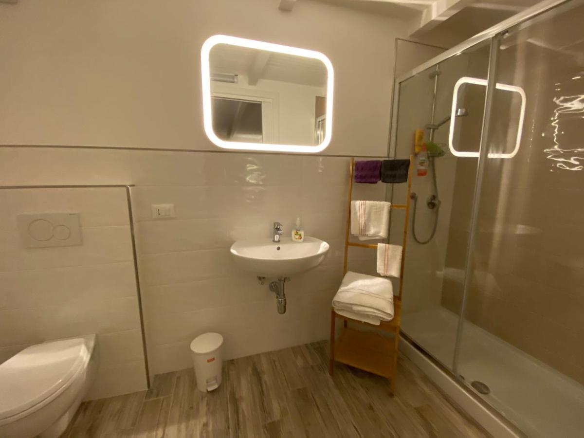 Lenzi'S Bottega And Gallery Suites Vicopisano Buitenkant foto